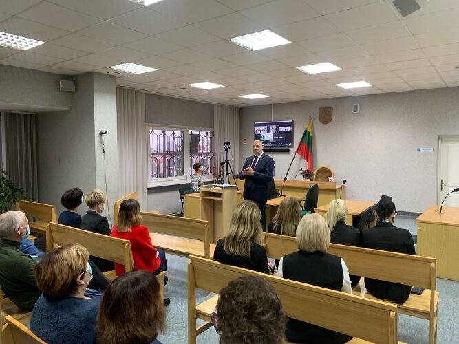 Tauragės apylinkės teisme paminėta Lietuvos teismų dieną
